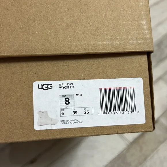 Ugg woman’s booties - Picture 6 of 10